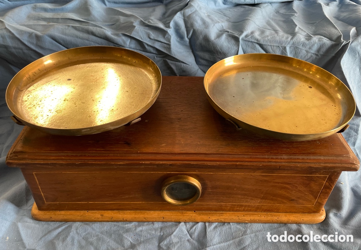 Antig&uuml;edades: PRECIOSA ANTIGUA BASCULA - Foto 2