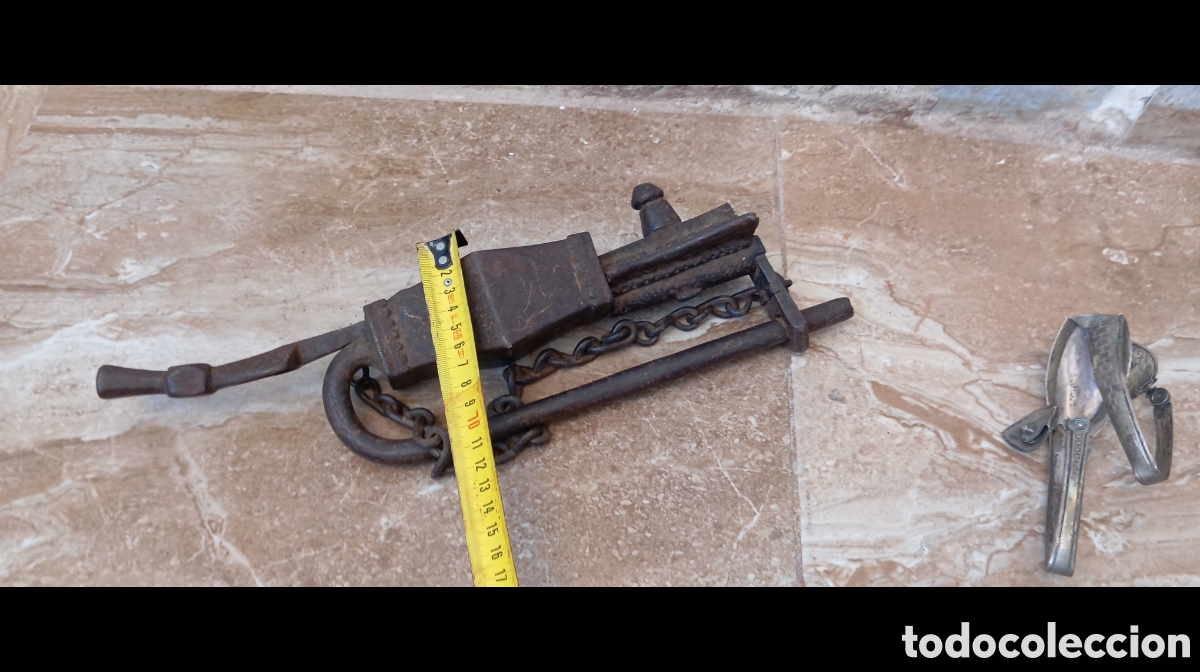 Antig&uuml;edades: cerradora de hierro antiguo - Foto 9