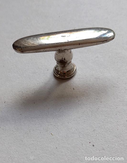 Antig&uuml;edades: Llave de cuadradillo 7mm, cromada - Foto 2