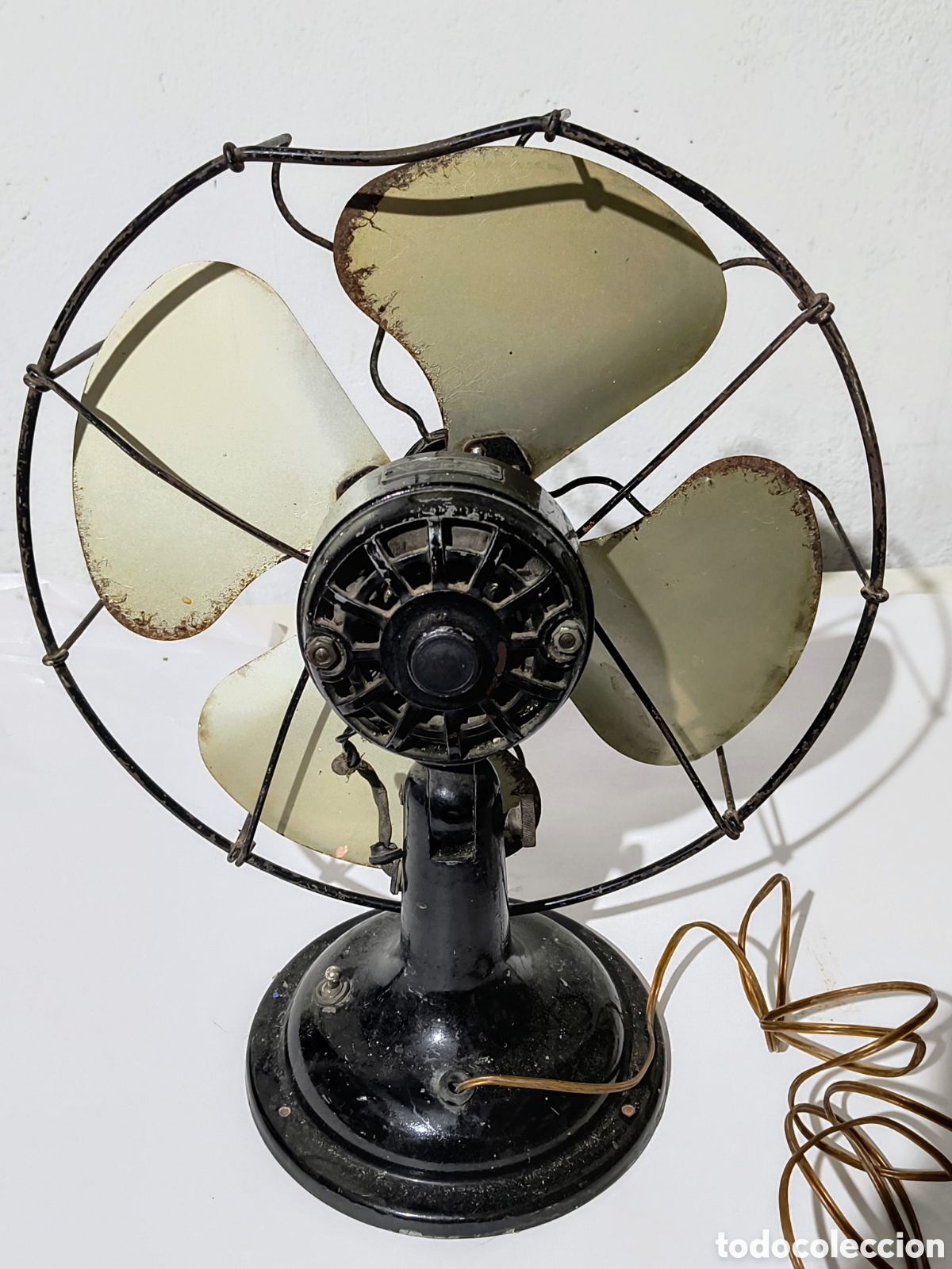 Antig&uuml;edades: Ventilador antiguo Numax 125V - Foto 2