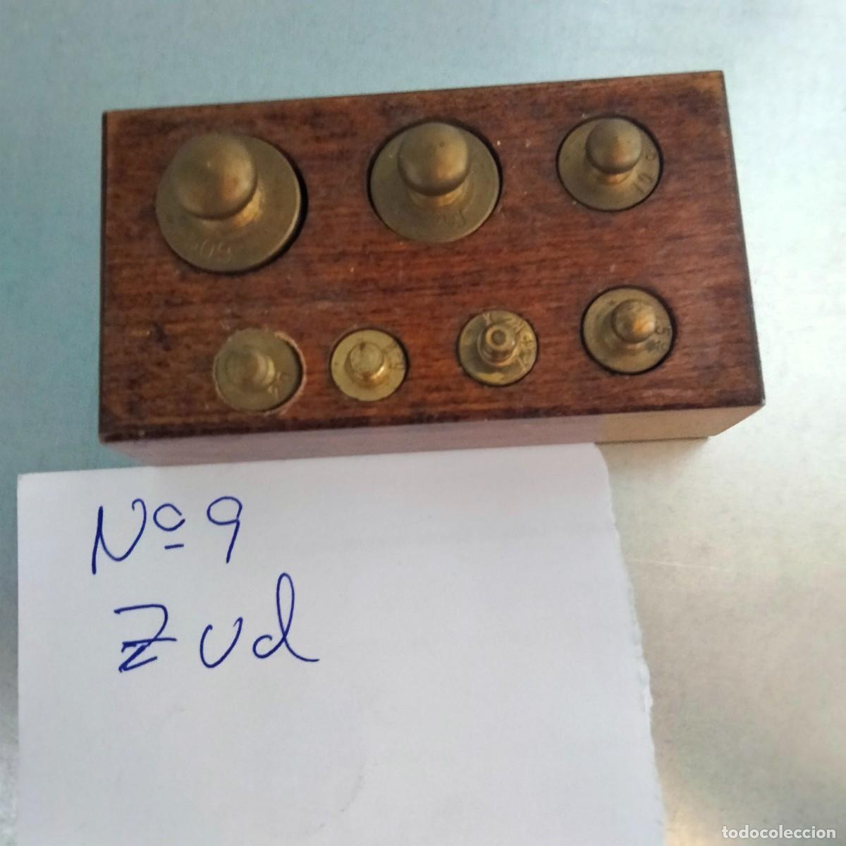 Antig&uuml;edades: Ref n&ordm;9 Caja con 7 pesas en bronce - Foto 1
