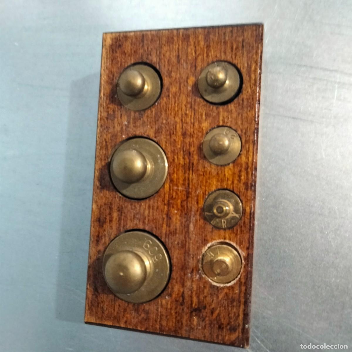 Antig&uuml;edades: Ref n&ordm;9 Caja con 7 pesas en bronce - Foto 2