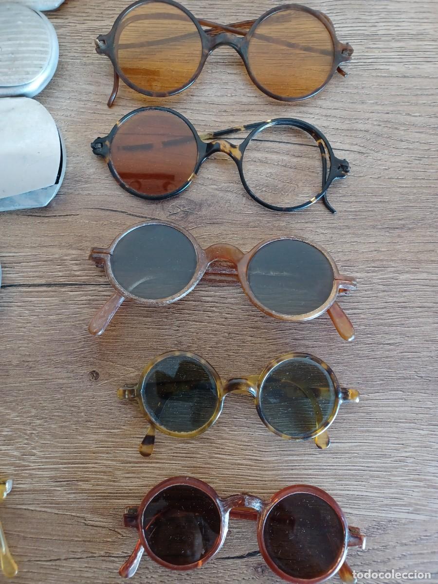 Antig&uuml;edades: Lote de antiguas gafas y fundas. - Foto 5