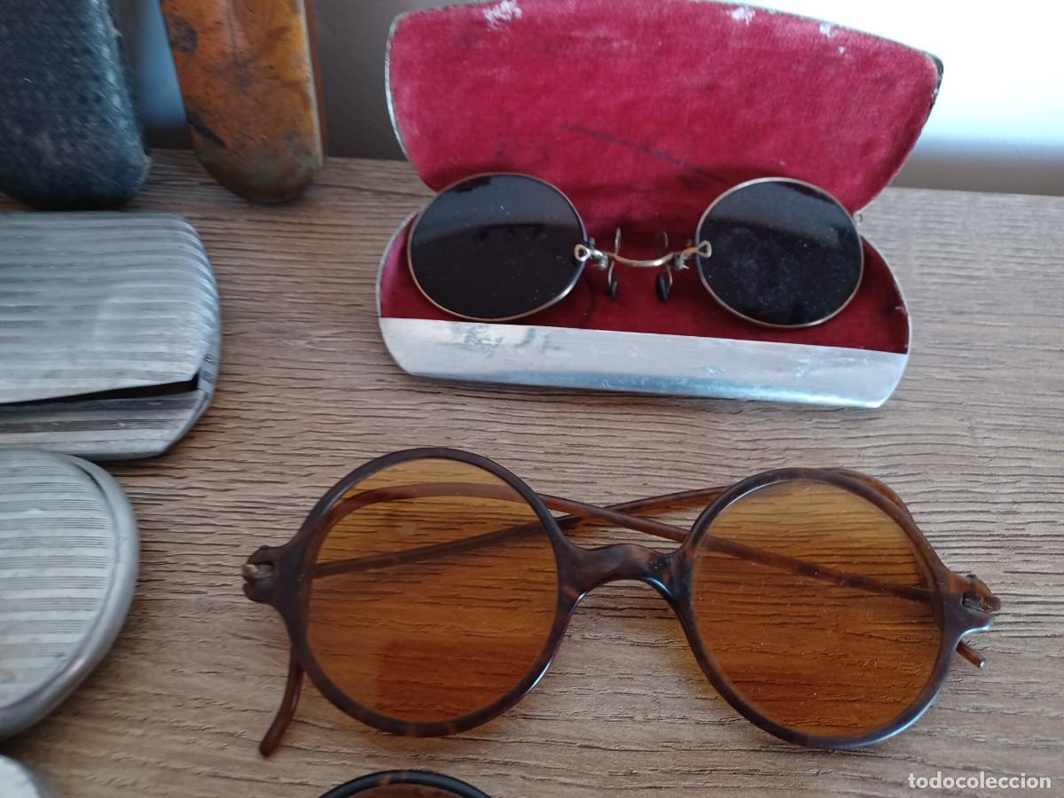 Antig&uuml;edades: Lote de antiguas gafas y fundas. - Foto 7