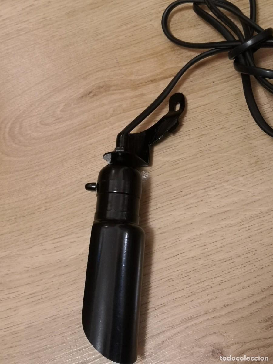 Antig&uuml;edades: L&Aacute;MPARA M&Aacute;QUINA DE COSER - Foto 5
