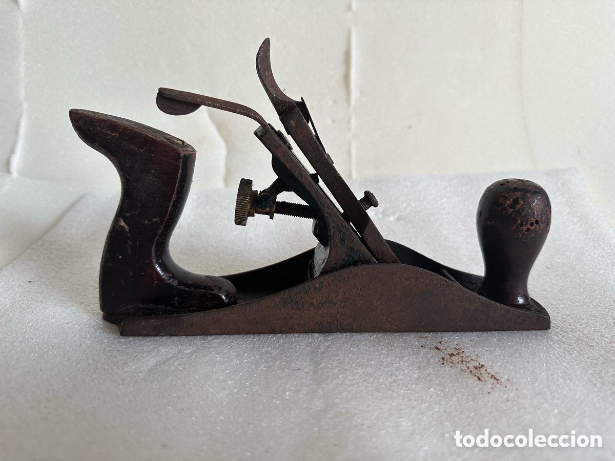 Antig&uuml;edades: ANTIGUO CEPILLO/GARLOPA DE CARPINTERO - Foto 1