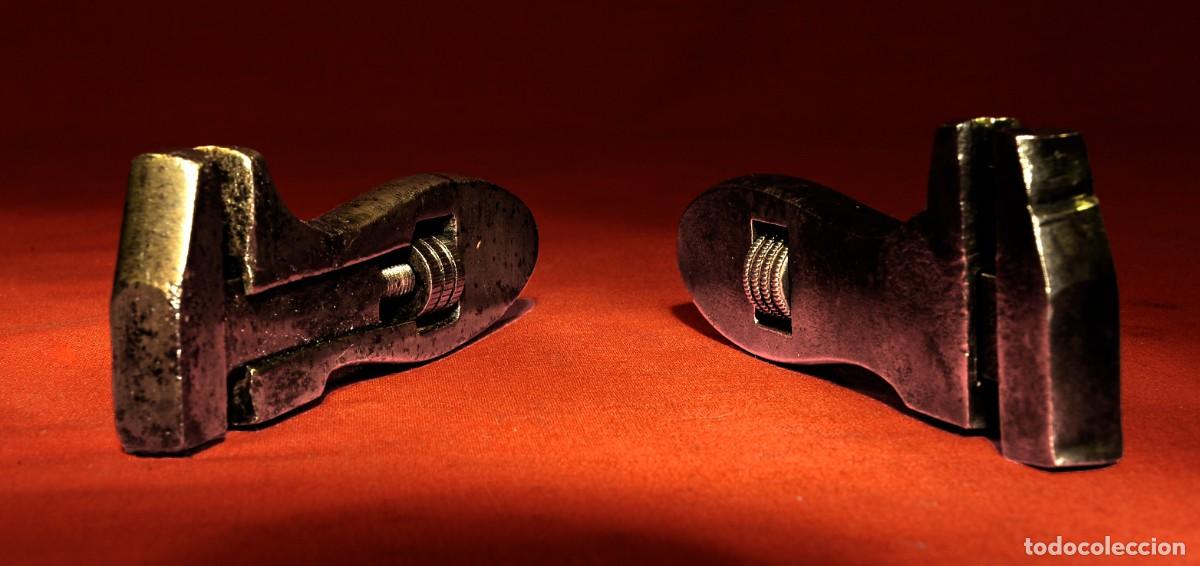 Antig&uuml;edades: Dos peque&ntilde;as llaves inglesas antiguas - Foto 3