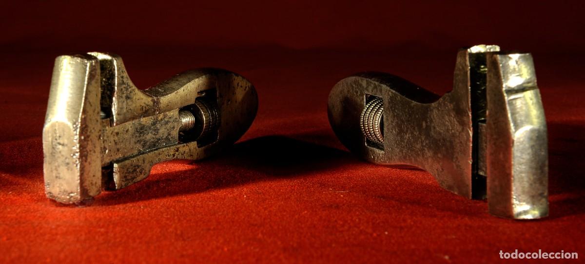 Antig&uuml;edades: Dos peque&ntilde;as llaves inglesas antiguas - Foto 5