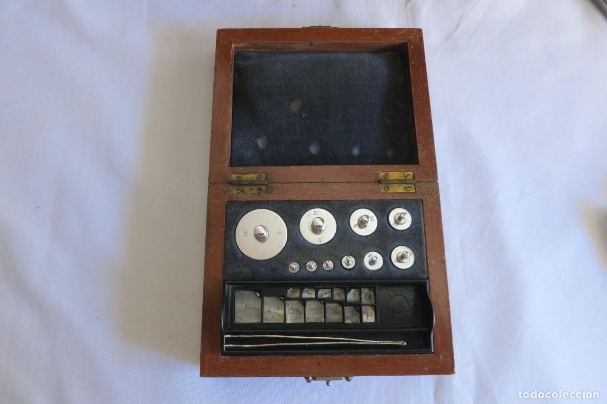 Antig&uuml;edades: Caja de pesas de precision - Foto 1