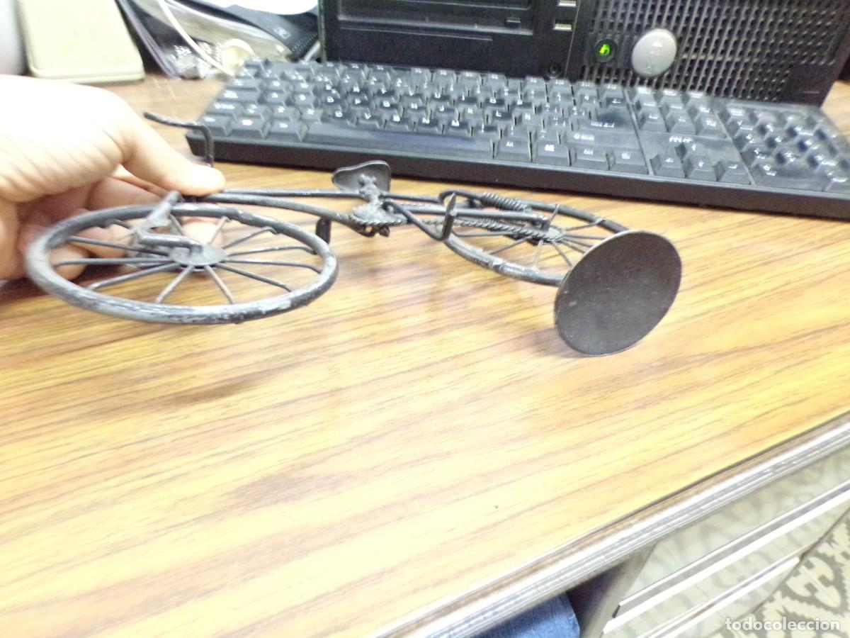 Antig&uuml;edades: ESTAMOS LIQUIDANDO. bicicleta hierro decoraci&oacute;n - Foto 6