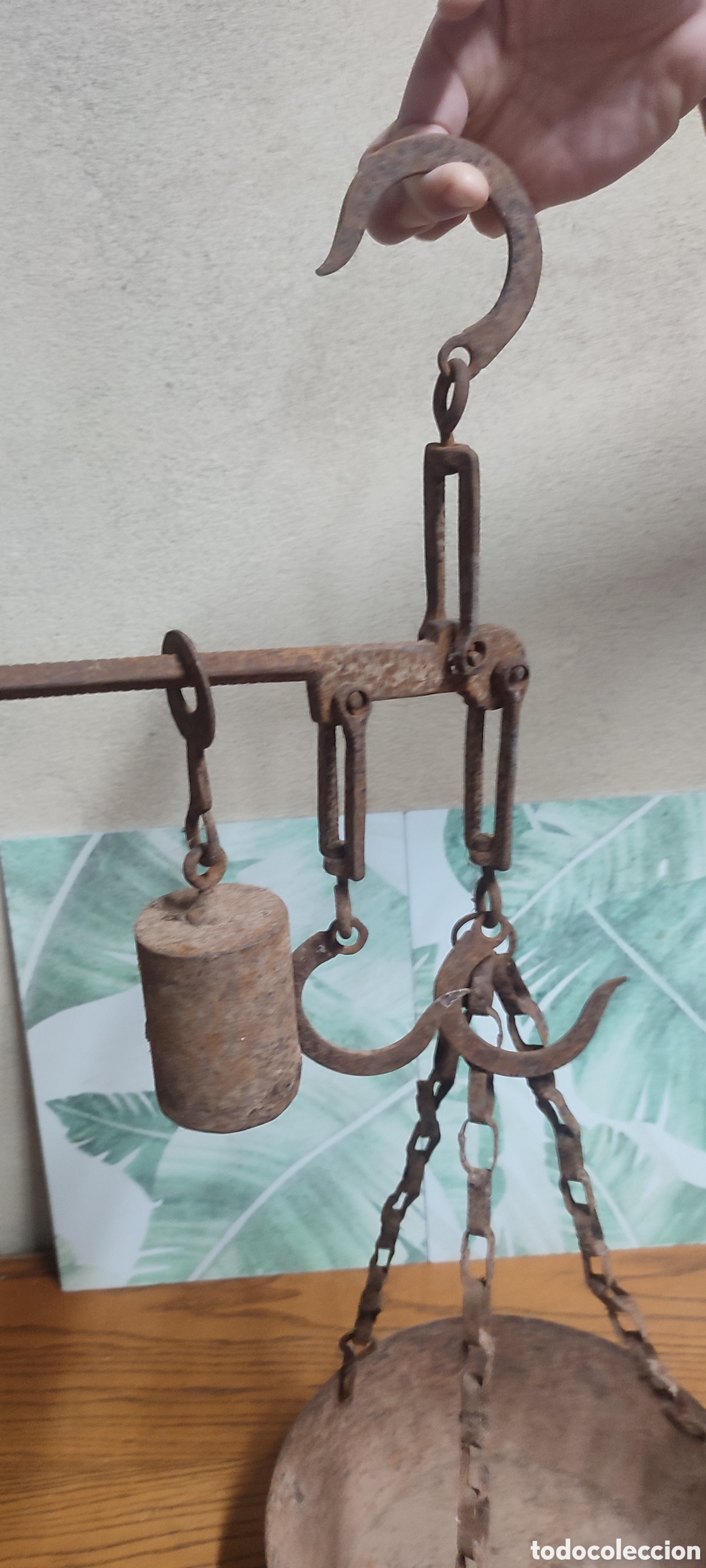 Antig&uuml;edades: Antigua romana balanza con plato. - Foto 6