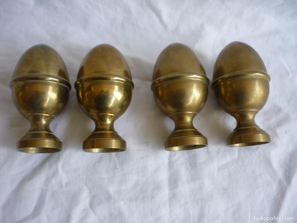 Antig&uuml;edades: 4 remates de bronce en forma de pi&ntilde;a - Foto 4