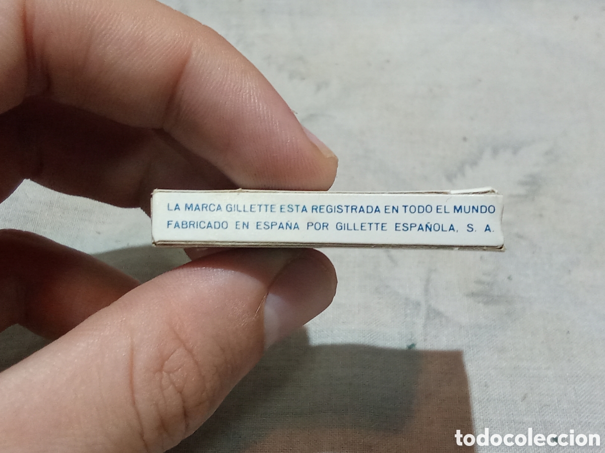 Antig&uuml;edades: CAJETILLA DE 5 CUCHILLAS GILLETTE SIN USAR - Foto 4