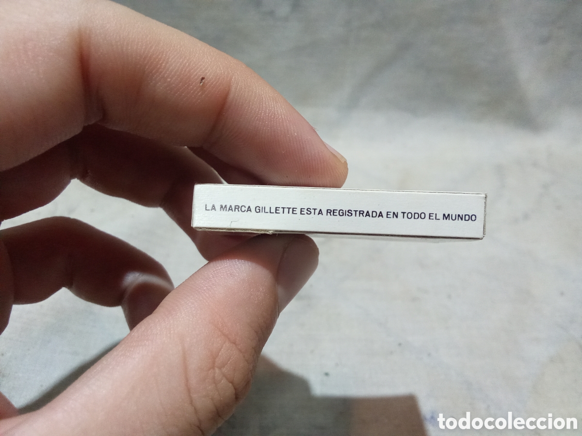 Antig&uuml;edades: CAJETILLA DE 5 CUCHILLAS GILLETTE SUPER SILVER SIN USAR - Foto 2