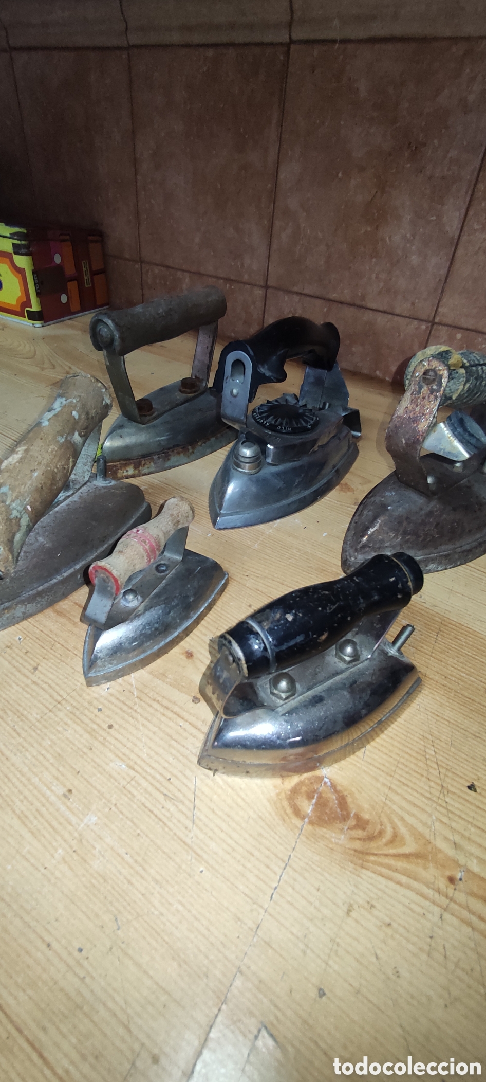 Antig&uuml;edades: Lote de planchas el&eacute;ctricas - Foto 4