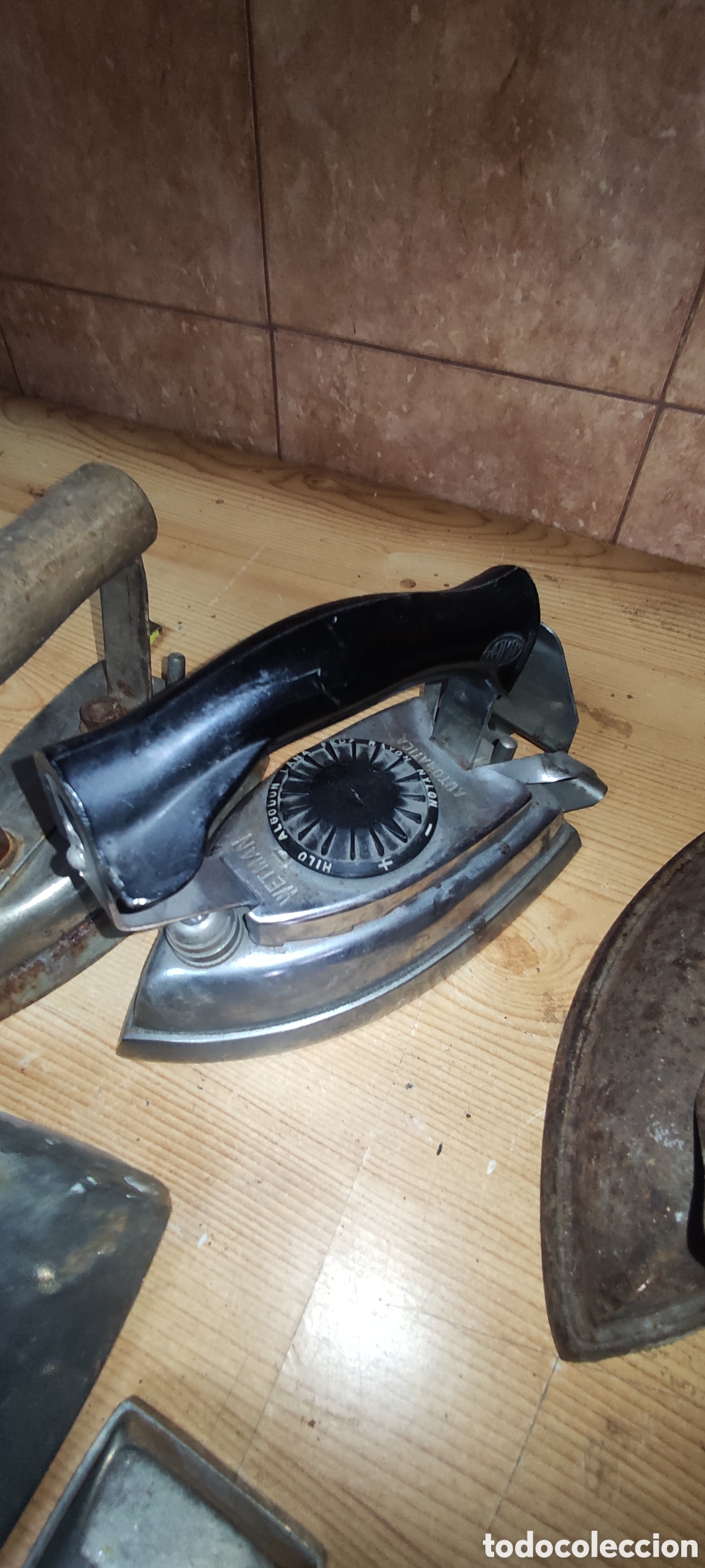 Antig&uuml;edades: Lote de planchas el&eacute;ctricas - Foto 6