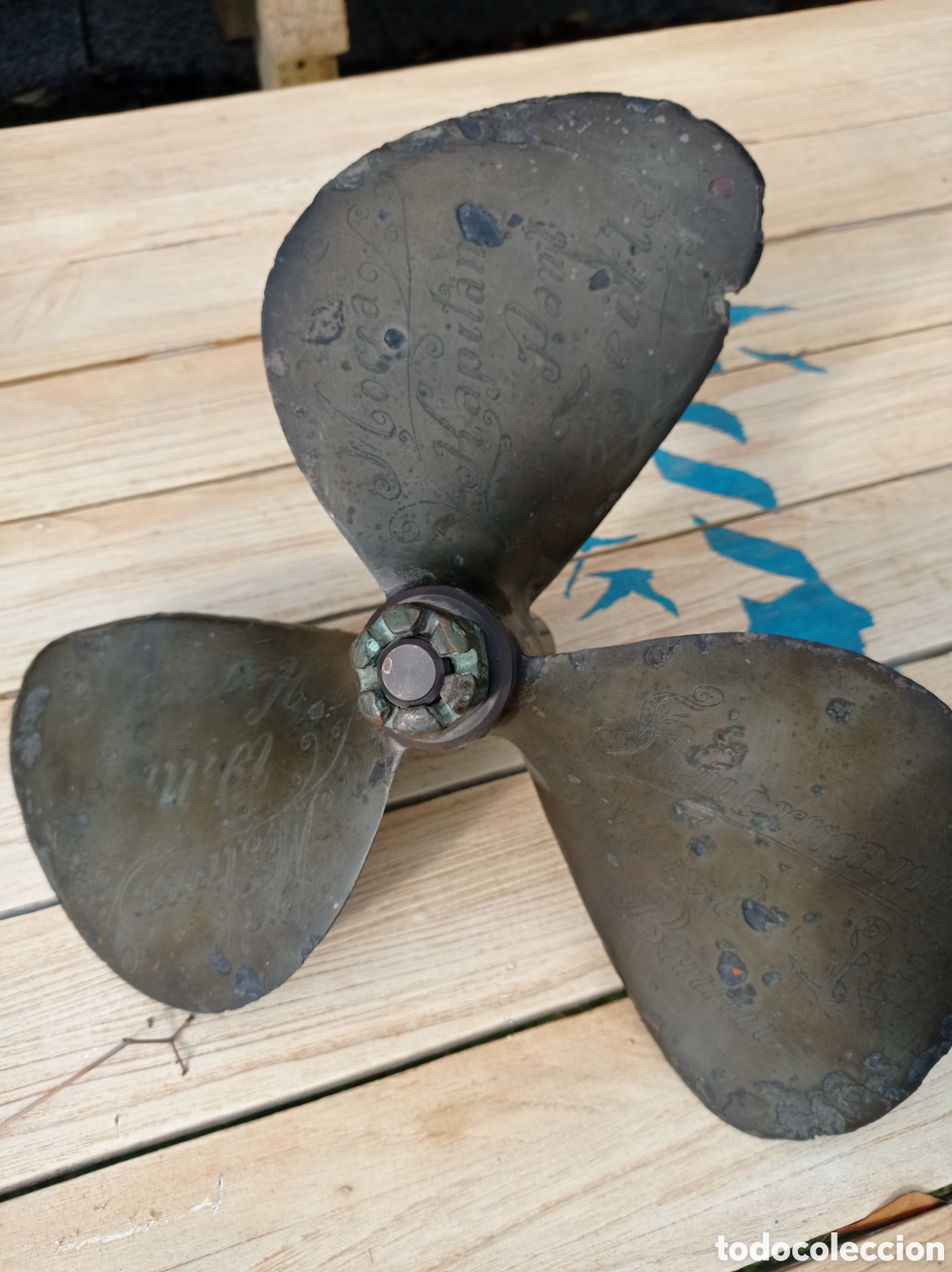 Antig&uuml;edades: h&eacute;lice de bronce grabada - Foto 2