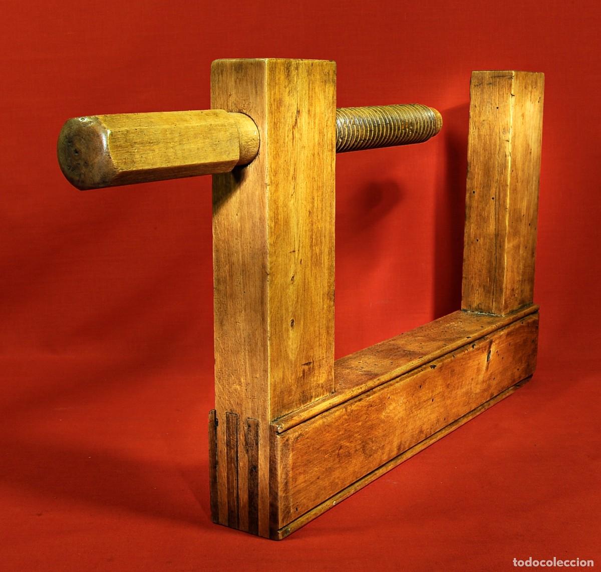 Antig&uuml;edades: Antiguo Sargento de Madera de 46cm +Mango x 30cm , Restaurado - Foto 1