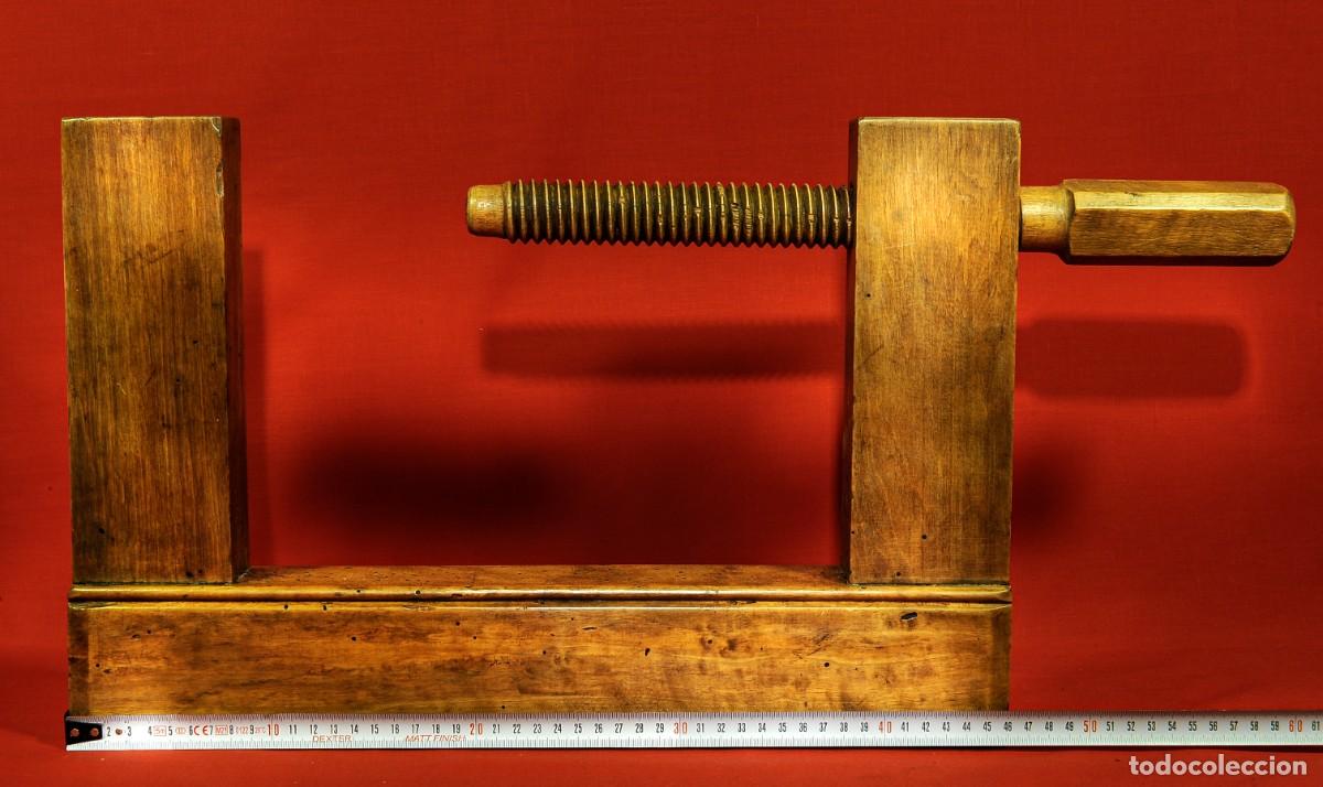 Antig&uuml;edades: Antiguo Sargento de Madera de 46cm +Mango x 30cm , Restaurado - Foto 3