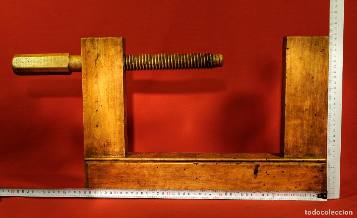 Antig&uuml;edades: Antiguo Sargento de Madera de 46cm +Mango x 30cm , Restaurado - Foto 5