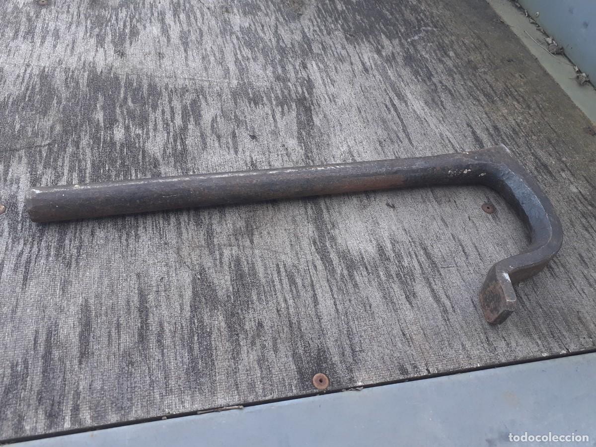 Antig&uuml;edades: Barrilete para mesa de trabajo - Foto 1
