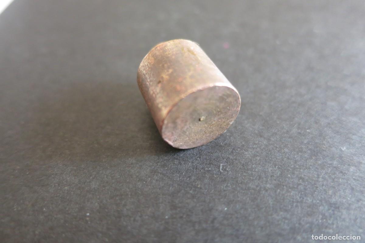 Antig&uuml;edades: pesa de 10 gramos lisa - Foto 2
