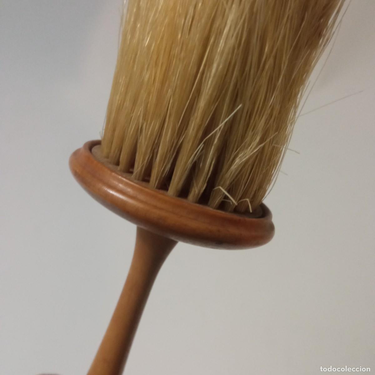 Antig&uuml;edades: ANTIGUO CEPILLO BARBERO - Foto 3