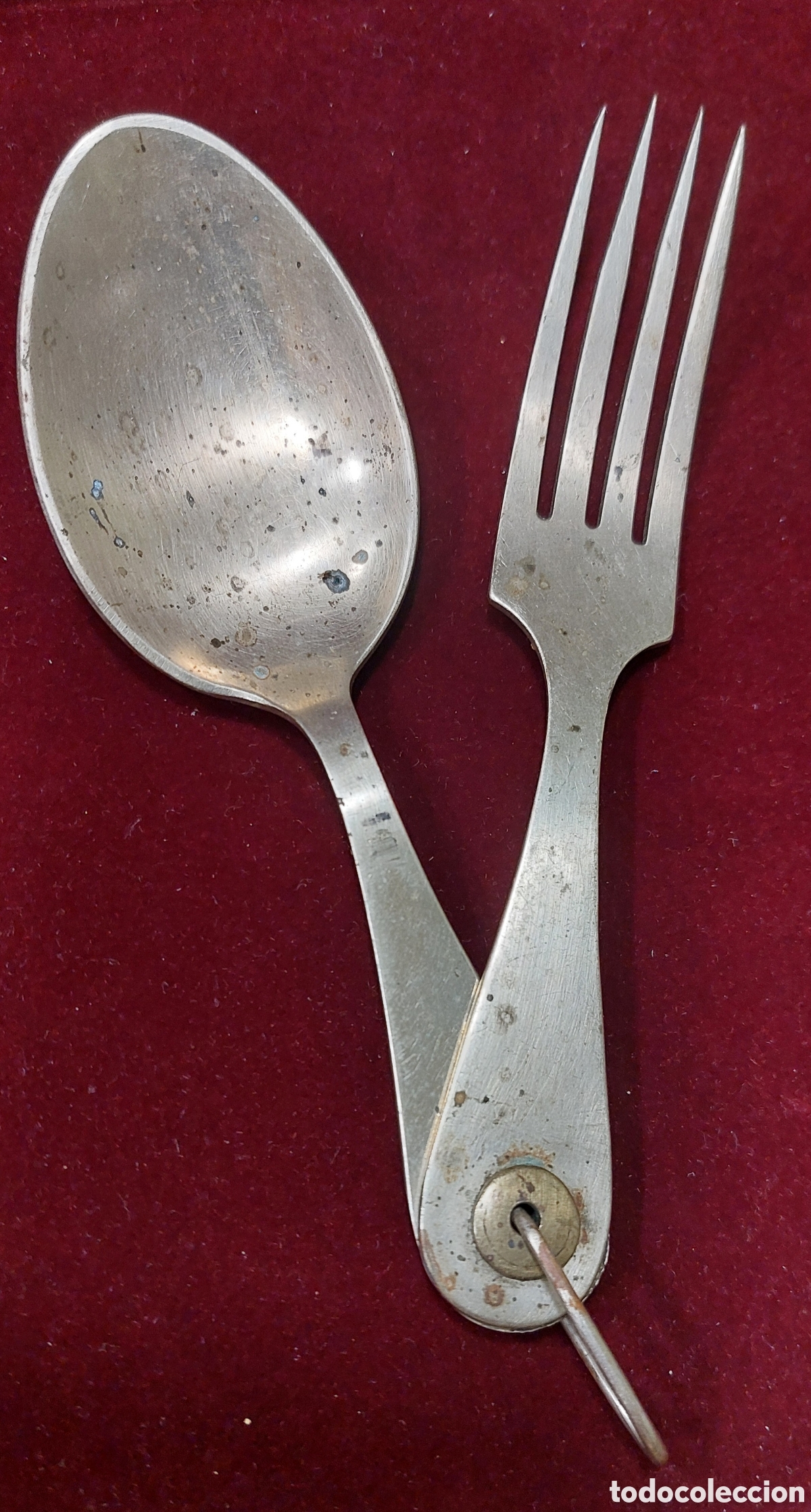 Antig&uuml;edades: CUBIERTOS DE CAMPO DE METAL PLATEADO - Foto 1