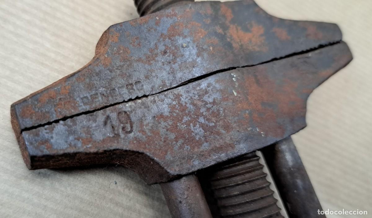 Antig&uuml;edades: Antigua llave inglesa, Funciona bien - Foto 3