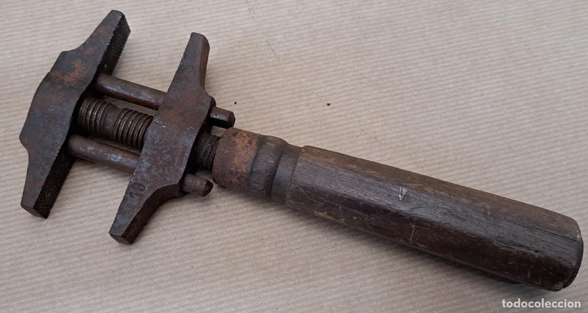Antig&uuml;edades: Antigua llave inglesa, Funciona bien - Foto 5