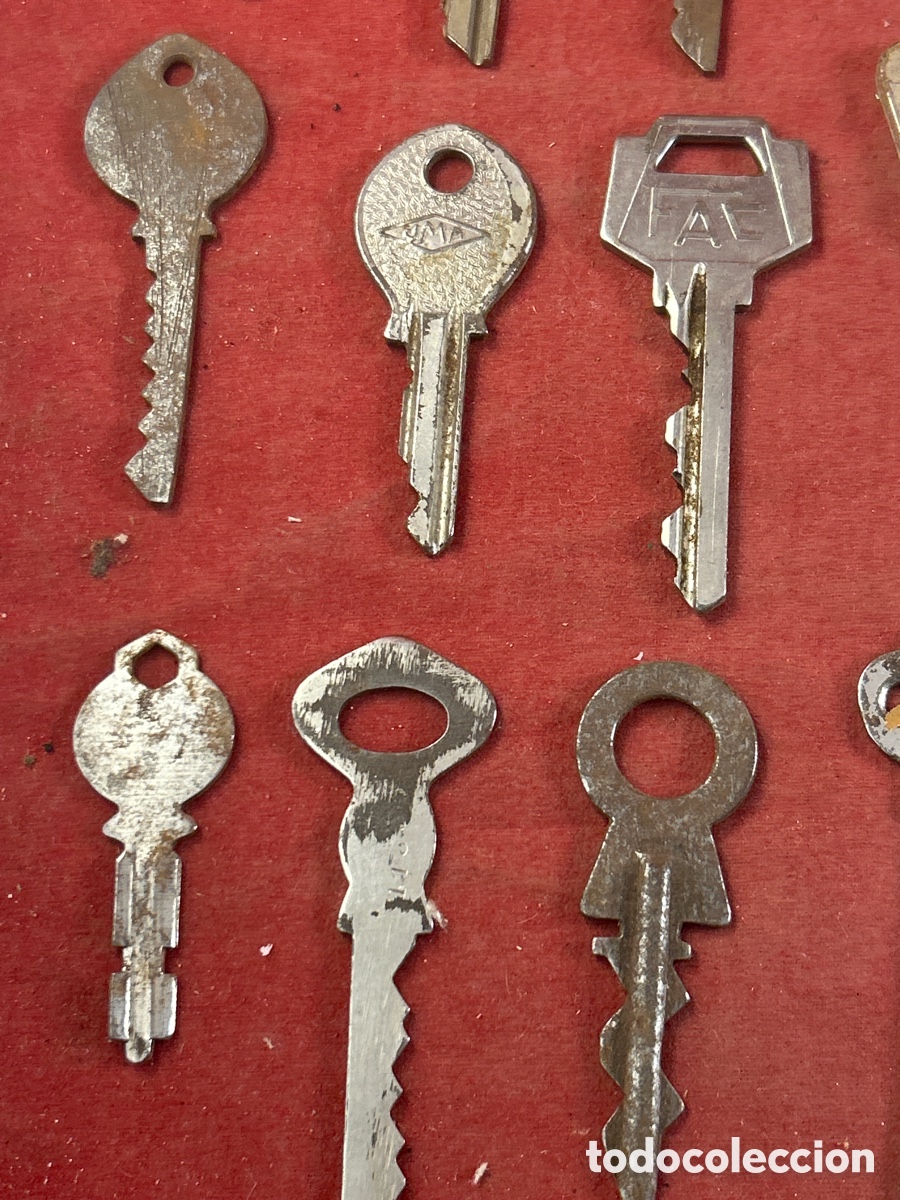 Antig&uuml;edades: COLECCI&Oacute;N DE LLAVES ANTIGUAS - Foto 2