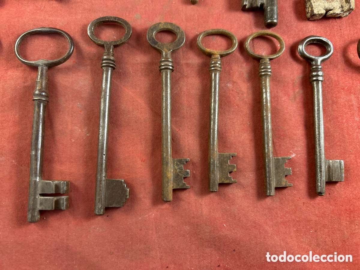 Antig&uuml;edades: COLECCI&Oacute;N DE LLAVES DE FORJA ANTIGUAS - Foto 5