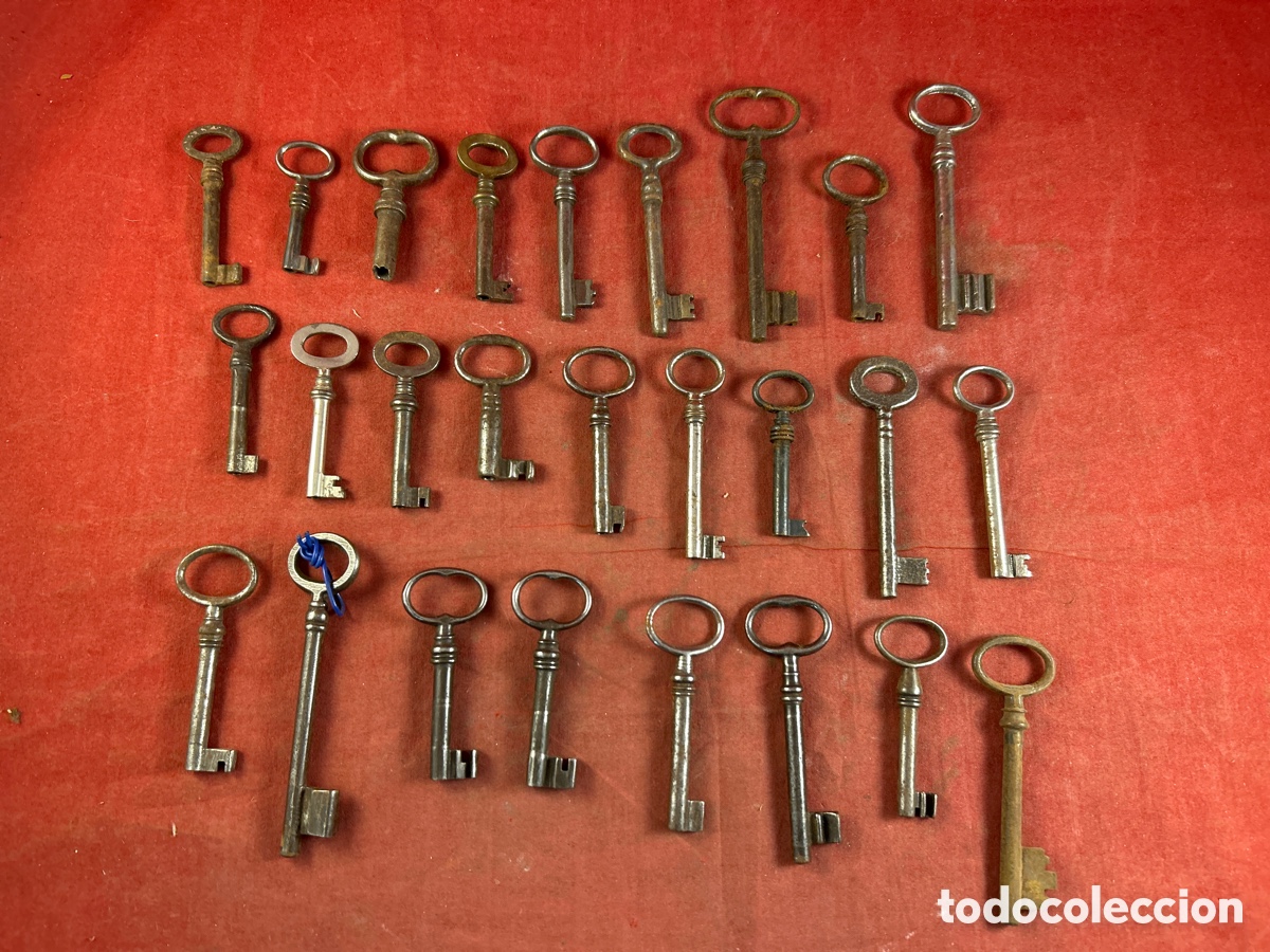 Antig&uuml;edades: COLECCI&Oacute;N DE LLAVES ANTIGUAS - Foto 1
