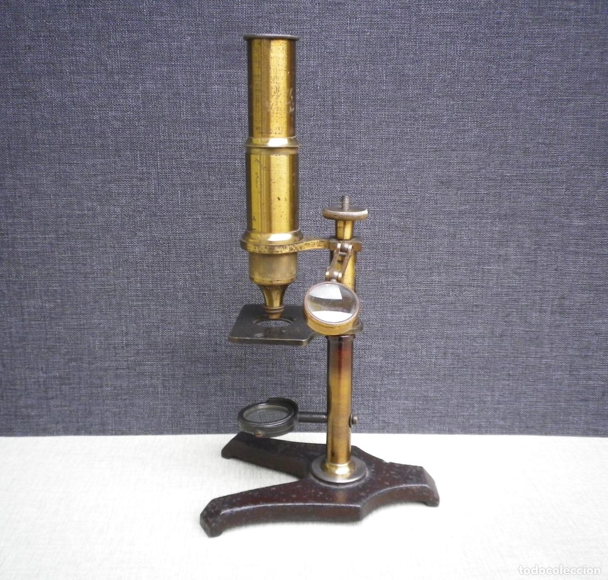 Antig&uuml;edades: Microscopio antiguo fabricado en lat&oacute;n - Foto 3