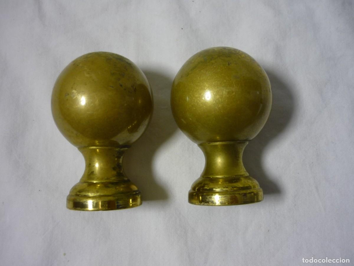Antig&uuml;edades: Pareja de pomos tiradores en bronce - Foto 2