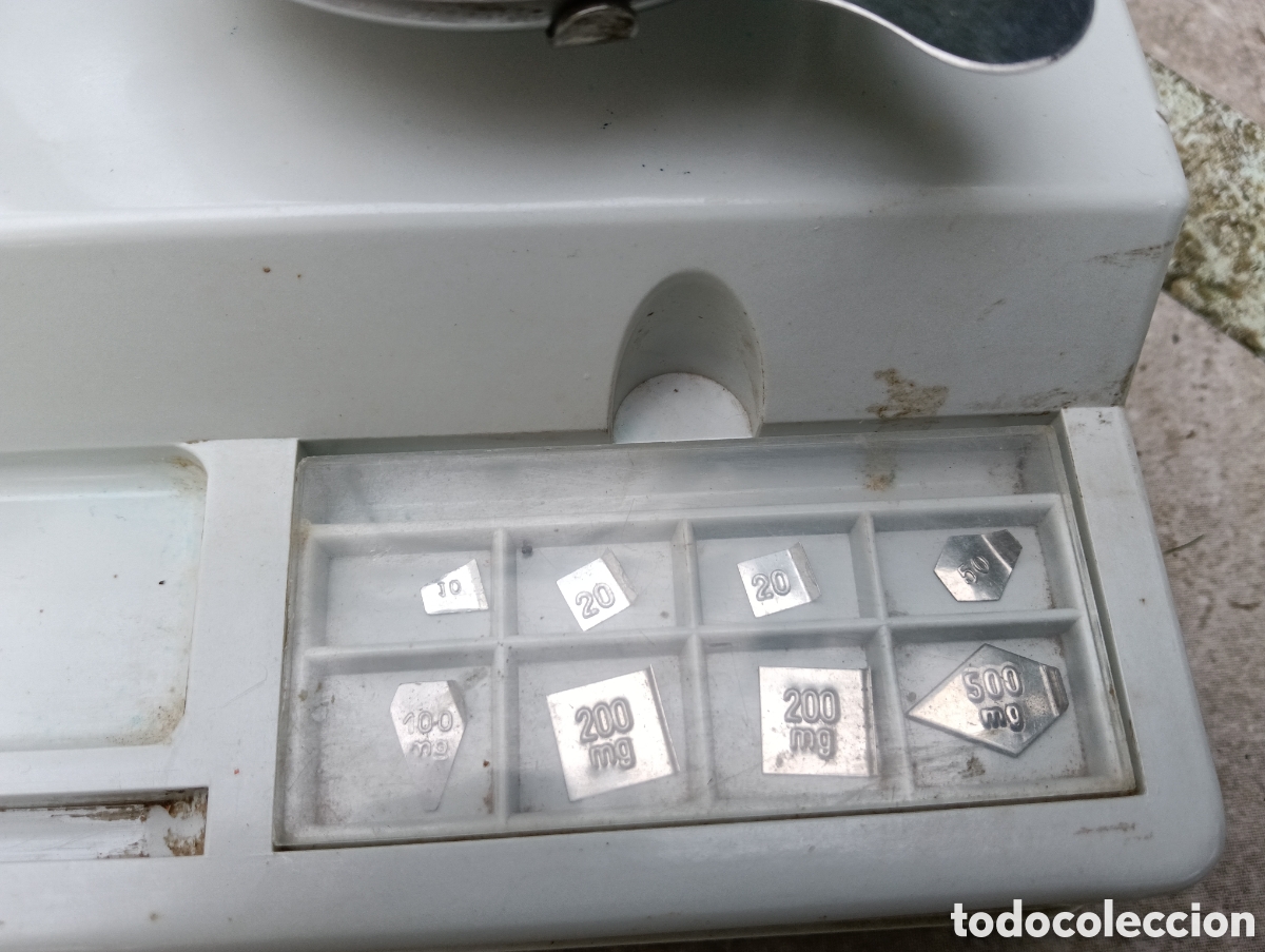 Antig&uuml;edades: Balanza de precisi&oacute;n cobos, con todas las pesas y micro - Foto 4