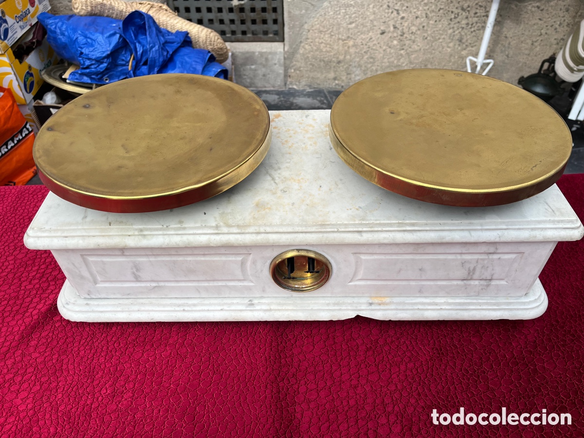 Antig&uuml;edades: B&aacute;scula de m&aacute;rmol muy grande - Foto 1