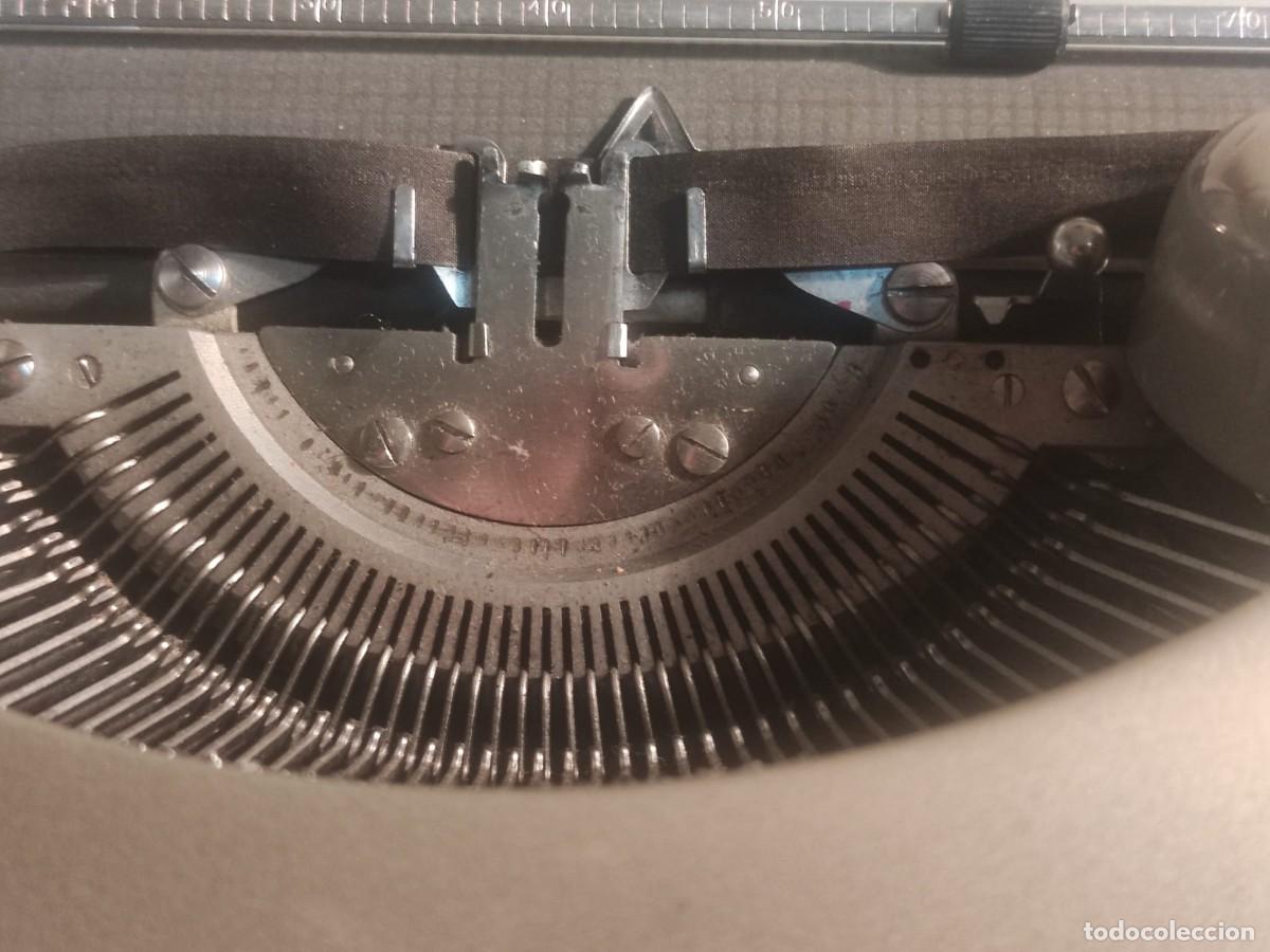 Antig&uuml;edades: M&Aacute;QUINA DE ESCRIBIR PATRIA - Foto 3
