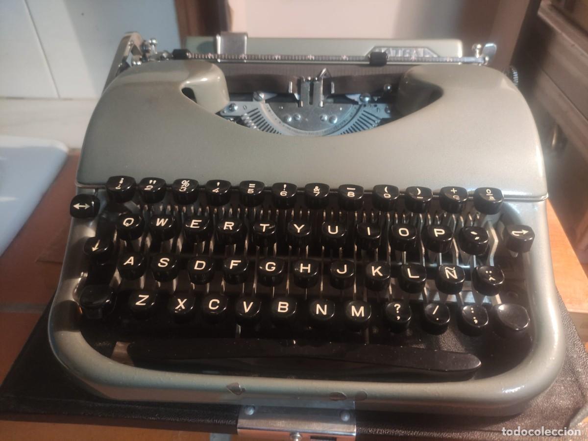 Antig&uuml;edades: M&Aacute;QUINA DE ESCRIBIR PATRIA - Foto 8