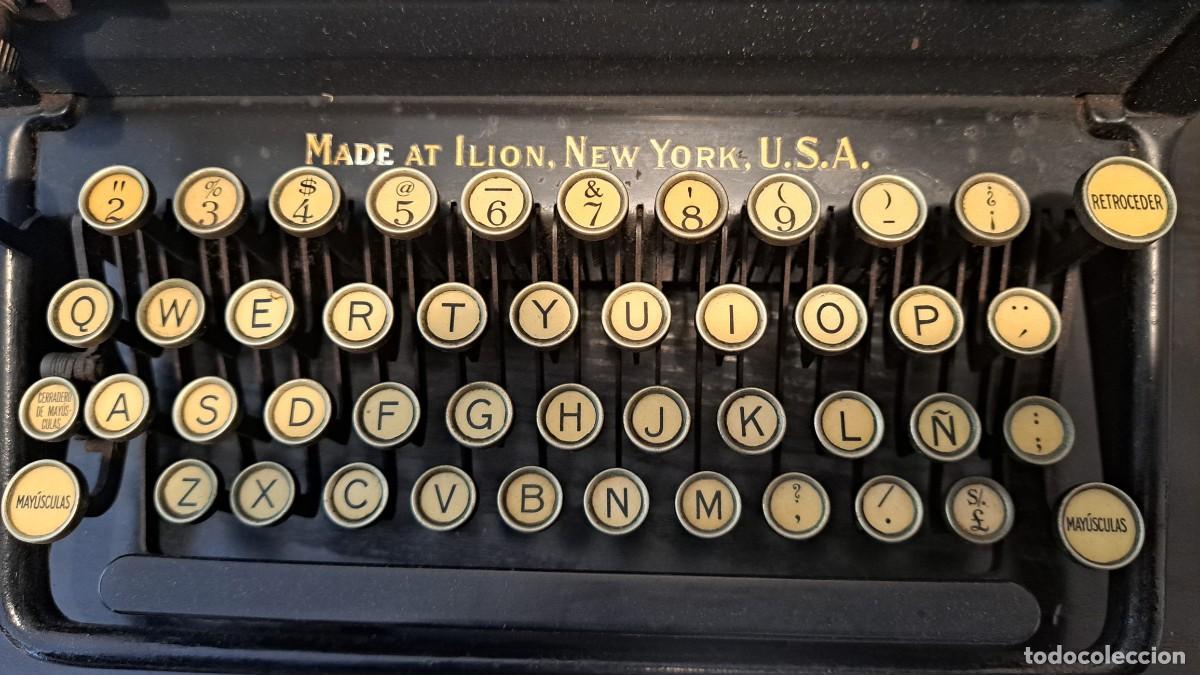 Antig&uuml;edades: M&aacute;quina escribir REMINGTON - Foto 2