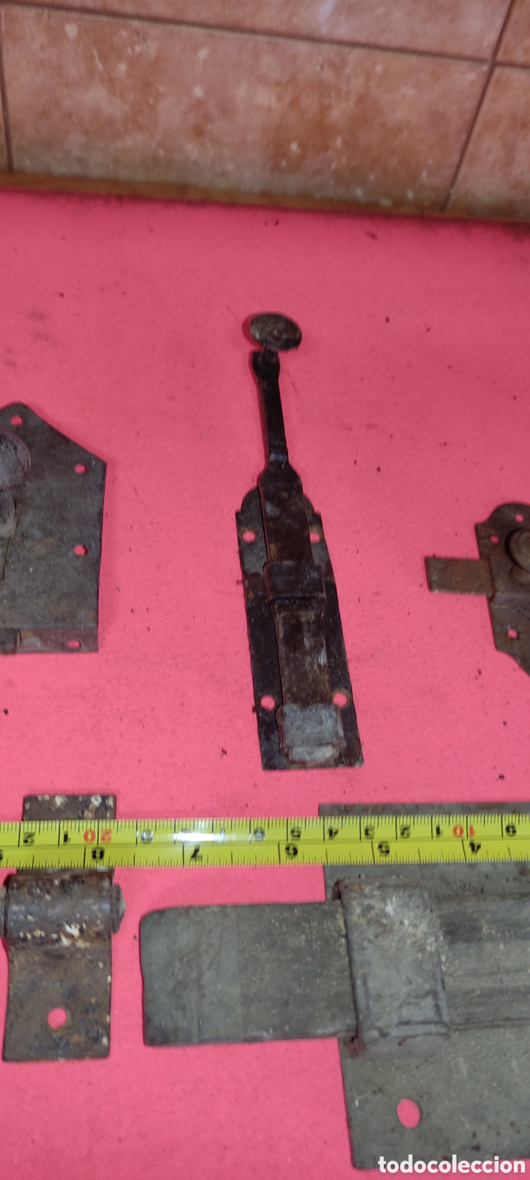Antig&uuml;edades: Lote de cerrojos , pestillos etc - Foto 7