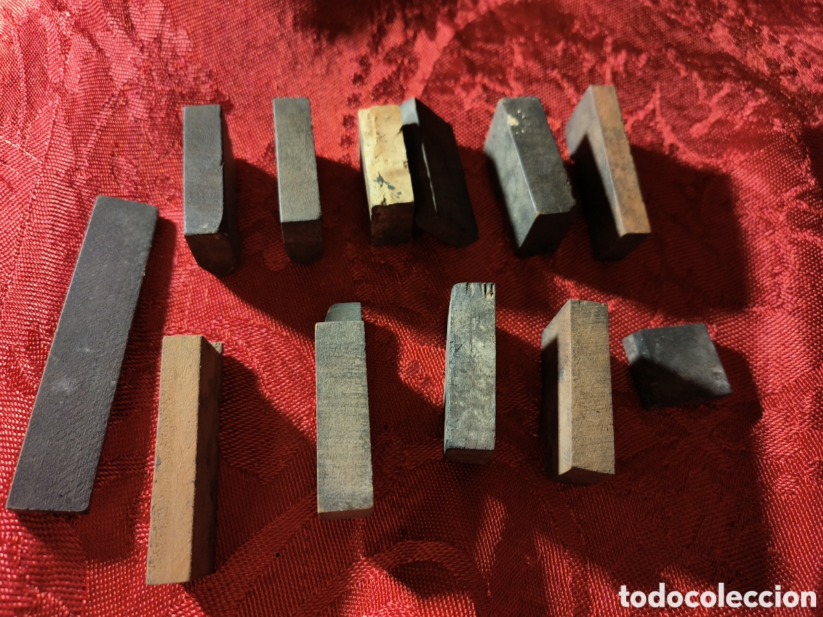 Antig&uuml;edades: Antiguas letras de imprenta. Madera - Foto 3