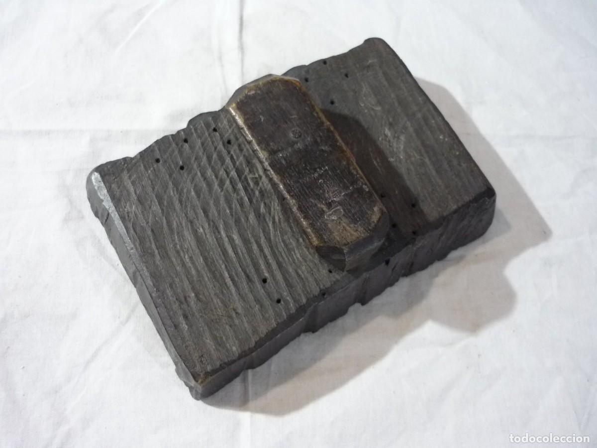Antig&uuml;edades: Estampadora de madera para material textil - Foto 4