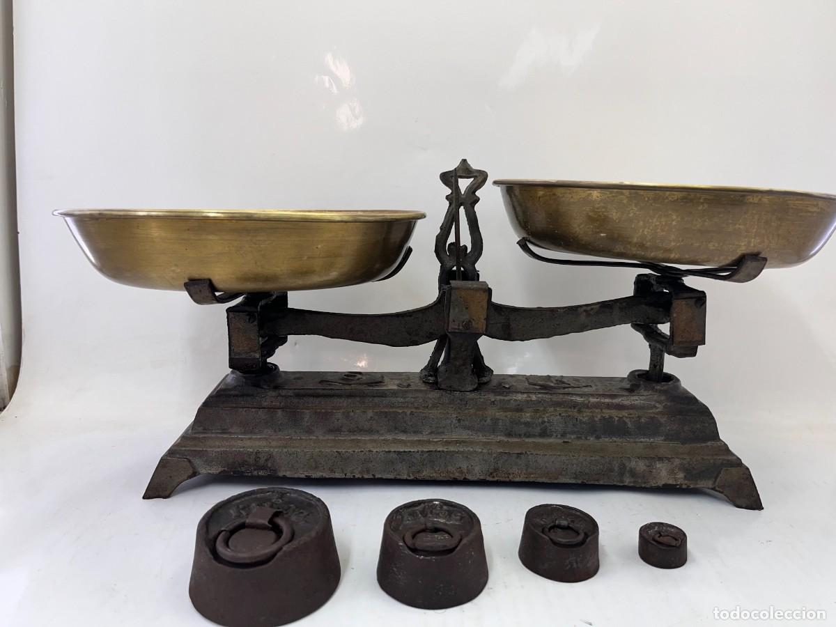 Antig&uuml;edades: BALANZA DE 2 PLATOS DE BRONCE - 5 KG. - Foto 2