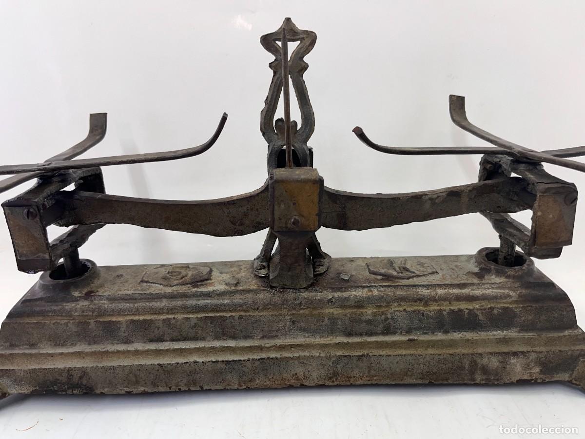 Antig&uuml;edades: BALANZA DE 2 PLATOS DE BRONCE - 5 KG. - Foto 8