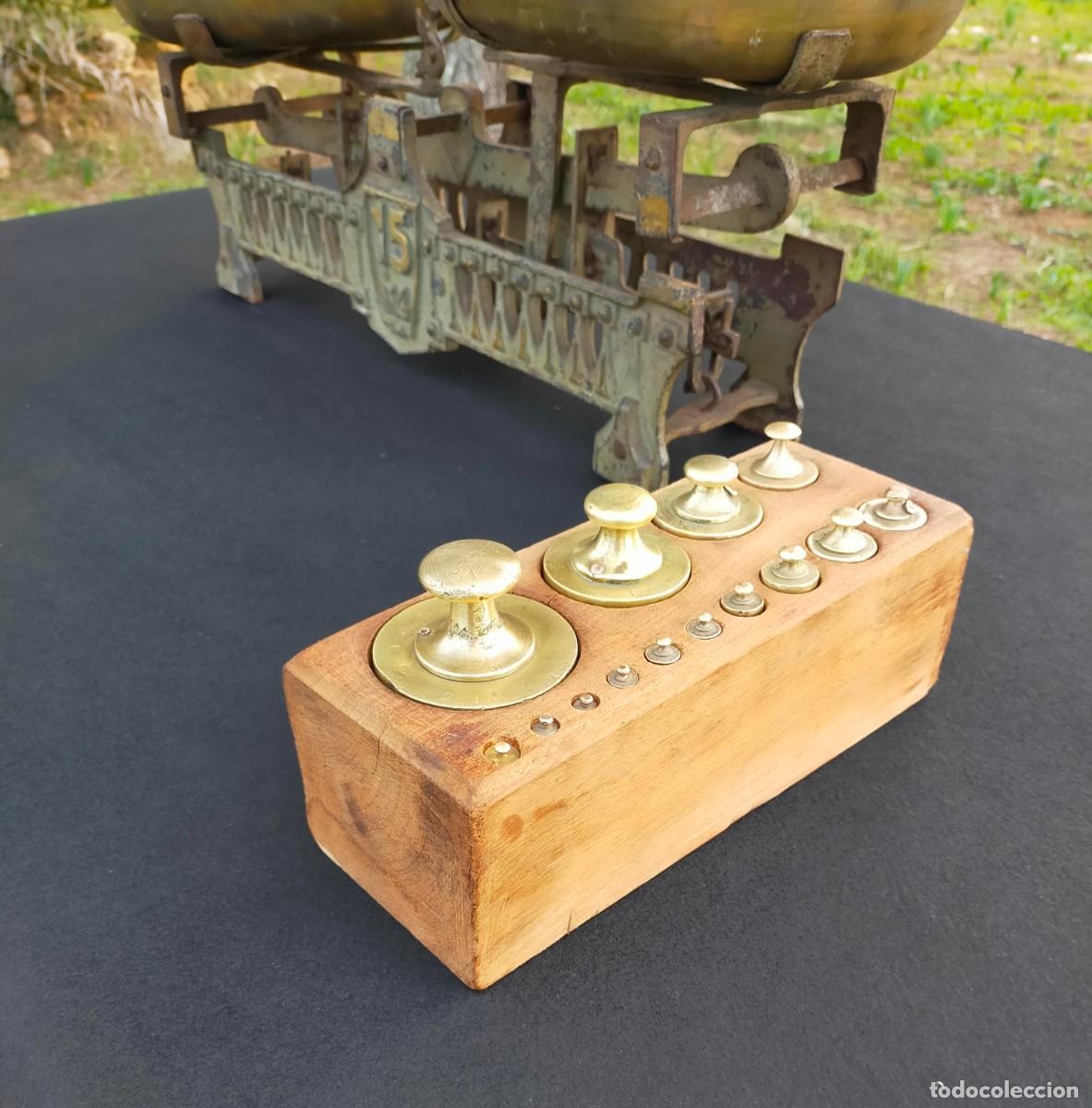 Antig&uuml;edades: Balanza Lletj&oacute;s con juego de pesas - Foto 17