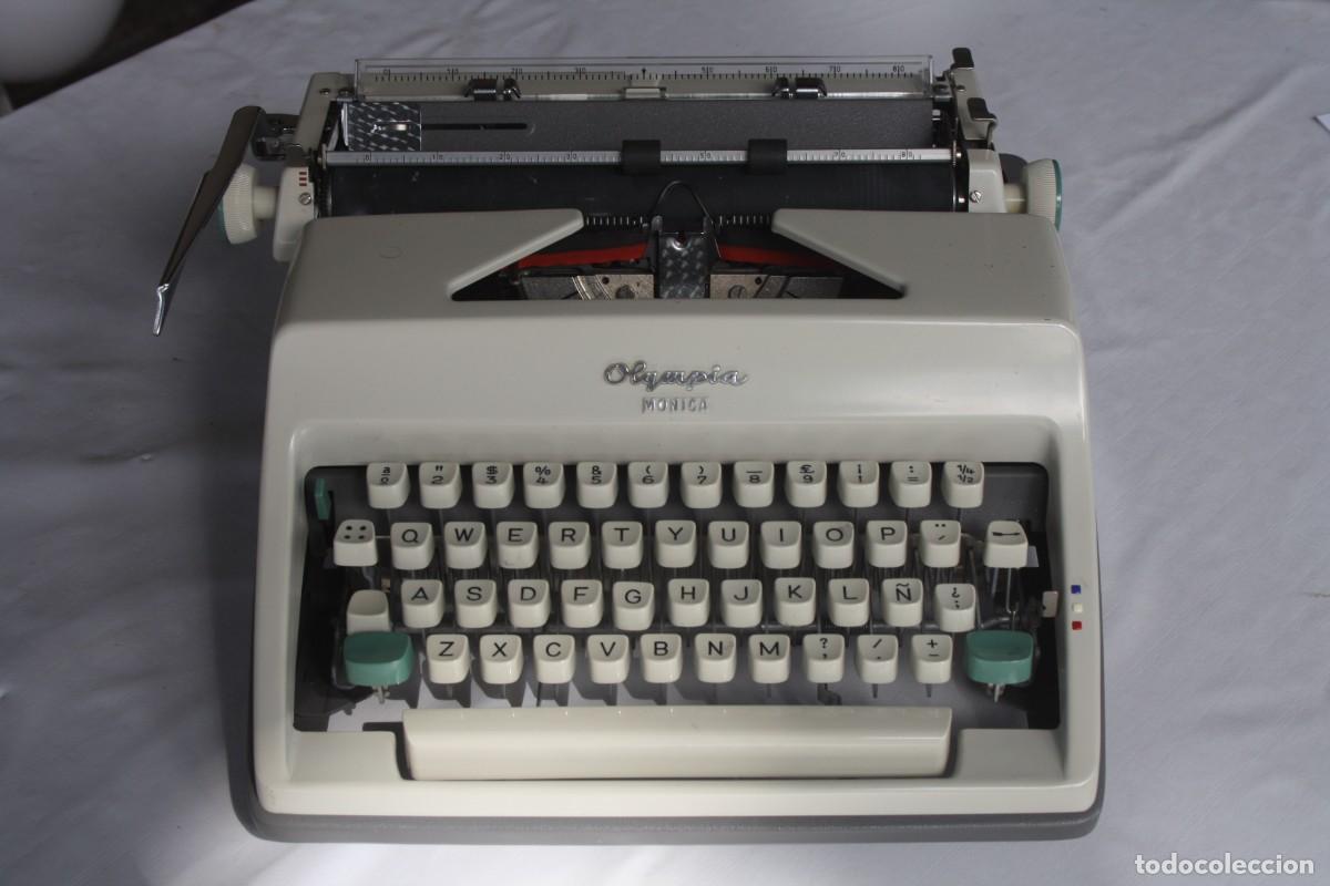 Antig&uuml;edades: Maquina de escribir Olympia - Foto 1