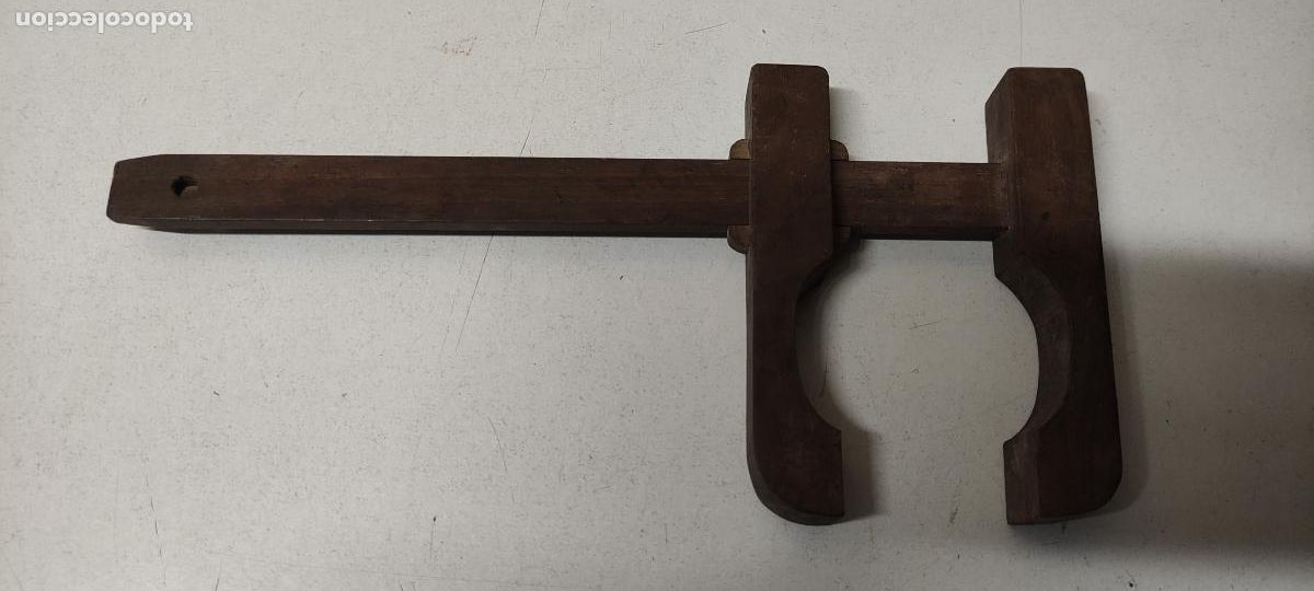 Antig&uuml;edades: ANTIGUO SARGENTO PEQUE&Ntilde;O DE MADERA - Foto 1