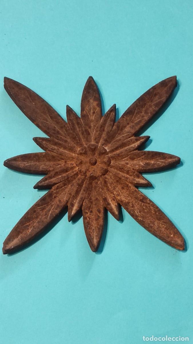 Antig&uuml;edades: Pieza de hierro Flor Edelweiss. - Foto 2