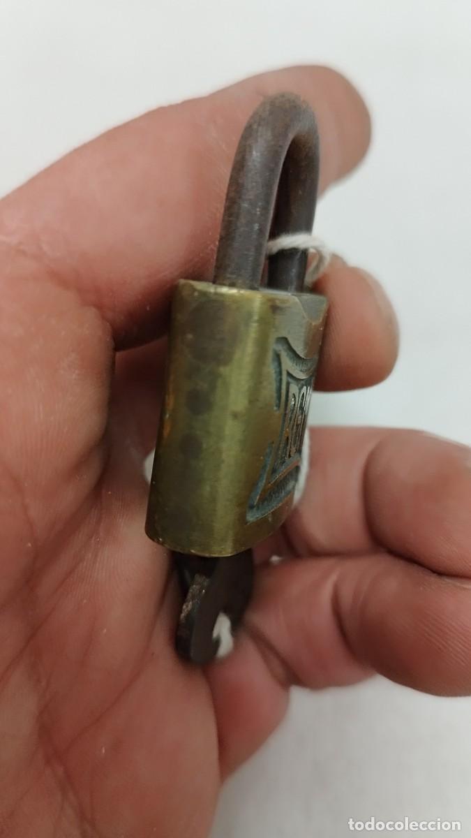 Antig&uuml;edades: Antiguo candado con su llave.RGM. - Foto 5